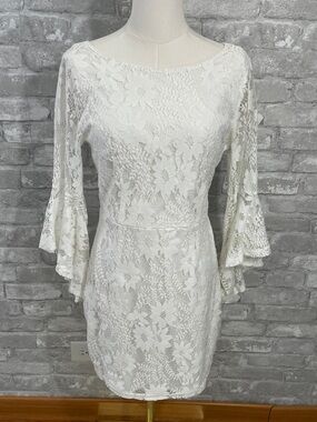 Lulus Allure 'Em In White Lace Bell Sleeve Bodycon Dress